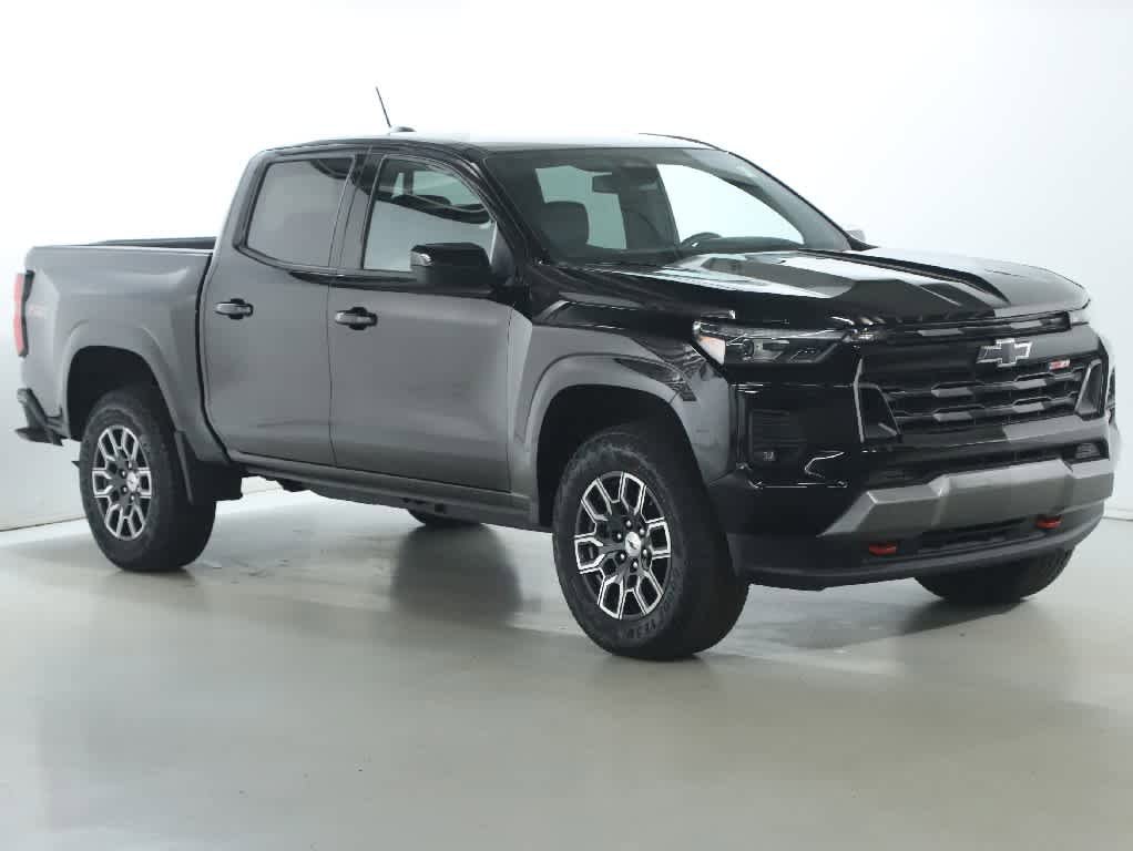 Used 2023 Chevrolet Colorado Z71 w/ Z71 Convenience Package 2 AWD/4WD image 8