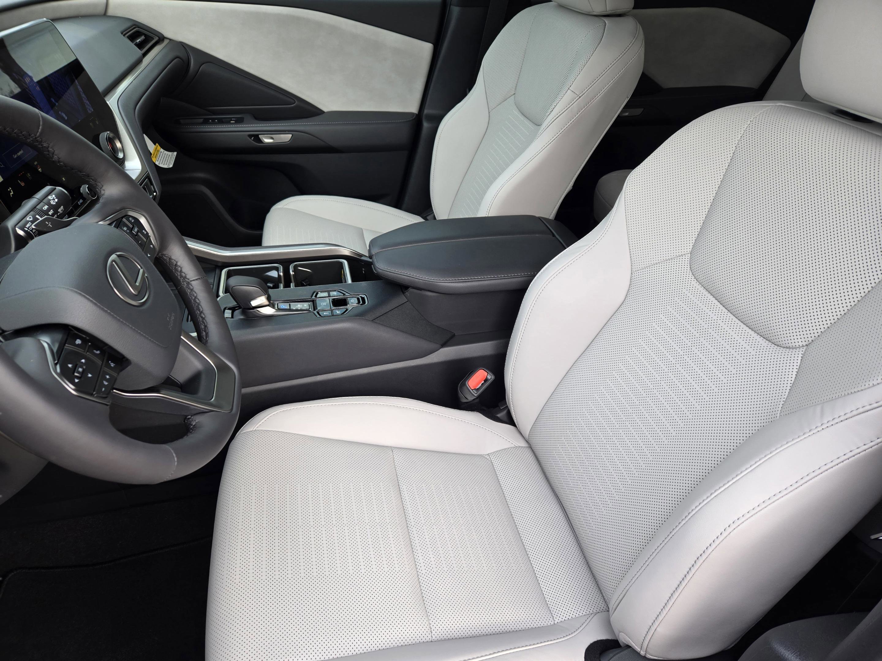 New 2026 Lexus TX 350 AWD image 8