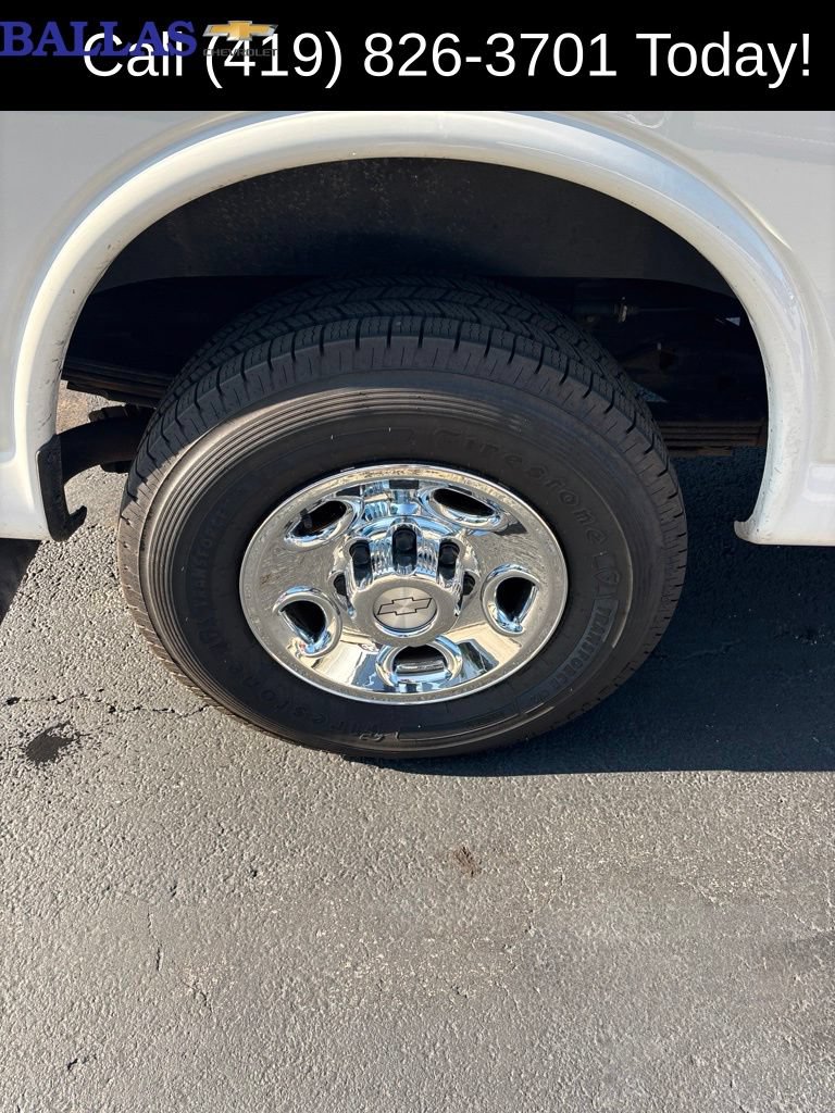 Used 2019 Chevrolet Express 3500 LS RWD image 8