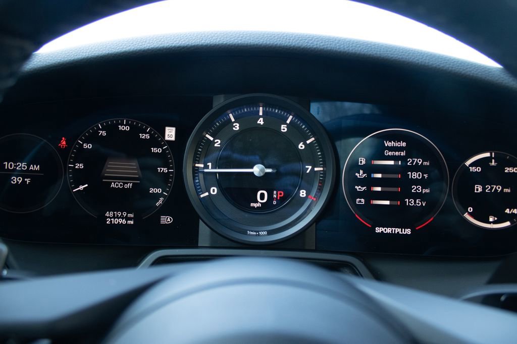 Used 2020 Porsche 911 Carrera image 15