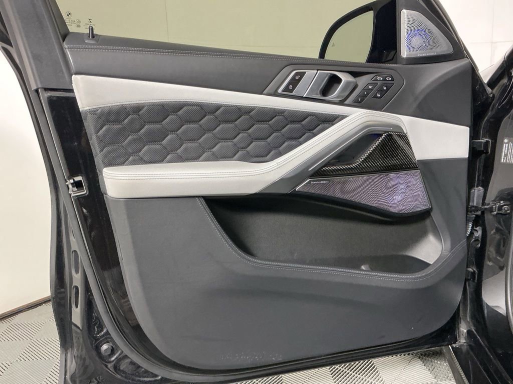 Used 2021 BMW X6 M w/ Competition Package image 19