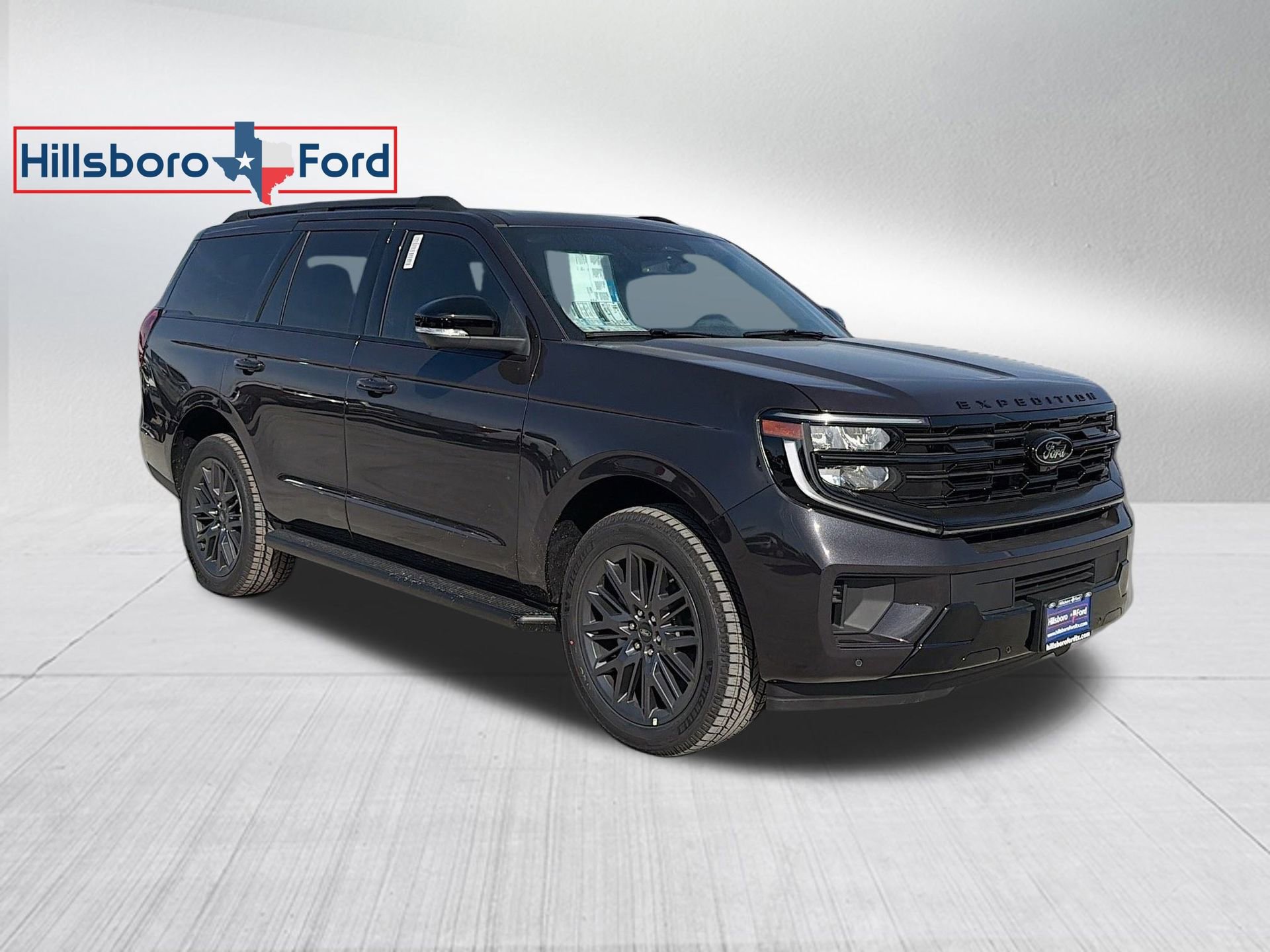 New 2026 Ford Expedition Platinum w/ Stealth Appearance Package image 3