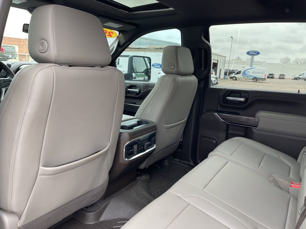 Used 2022 Chevrolet Silverado 2500 LTZ w/ LTZ Texas Edition AWD/4WD image 8