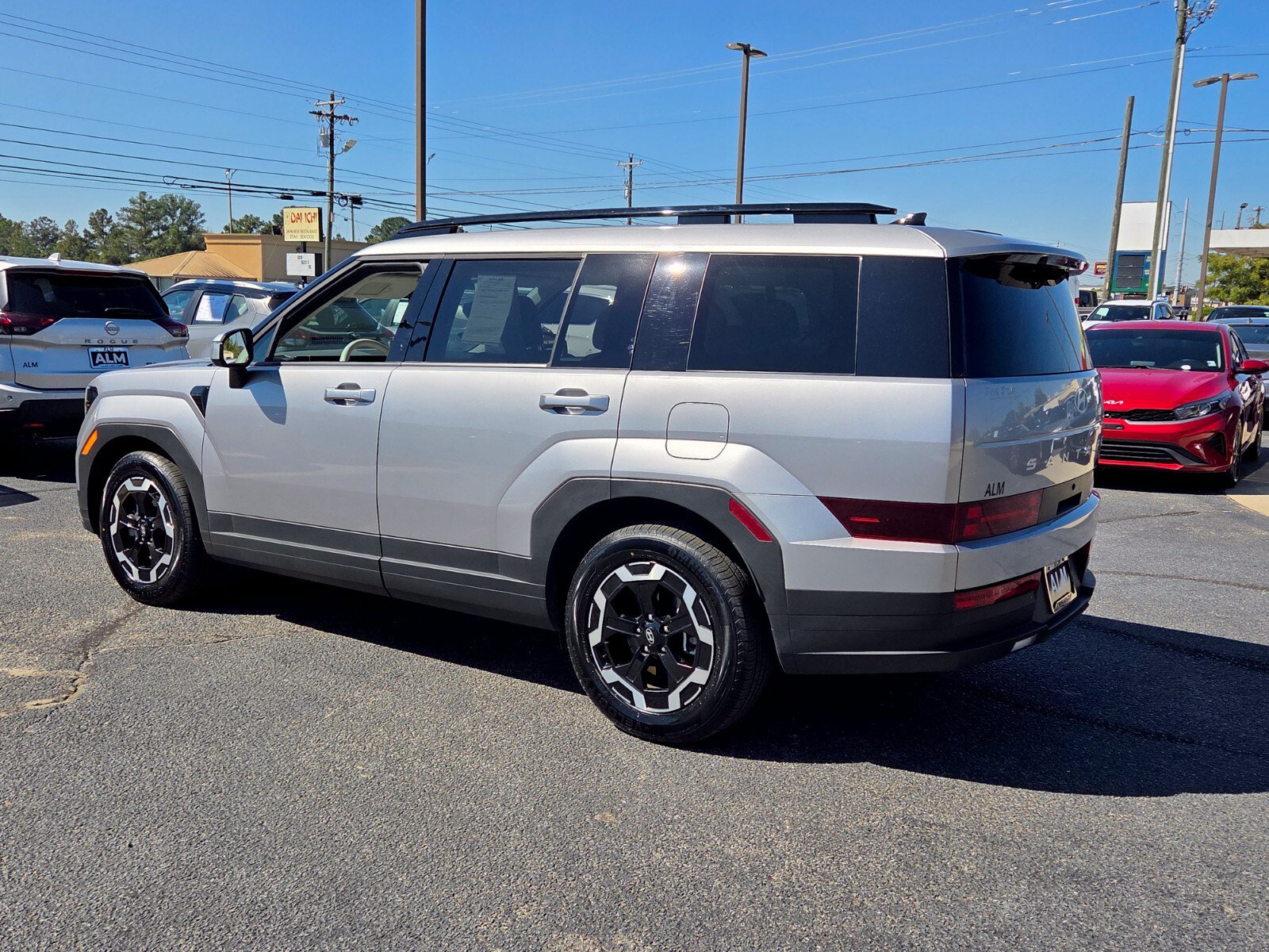 Certified 2025 Hyundai Santa Fe SEL FWD image 9