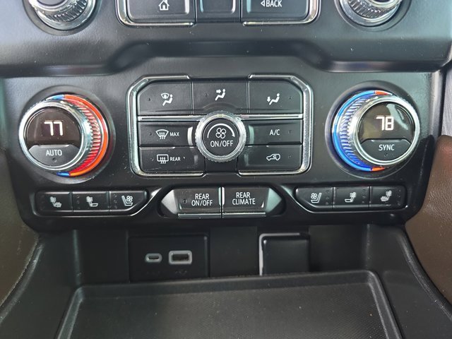 Used 2022 GMC Yukon SLT w/ SLT Premium Package image 21