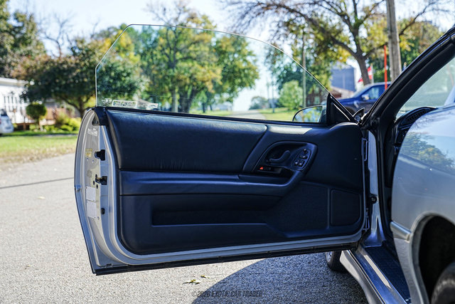 Used 1995 Chevrolet Camaro Z28 RWD image 29
