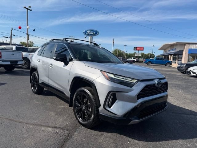 Used 2023 Toyota RAV4 XSE AWD/4WD image 6