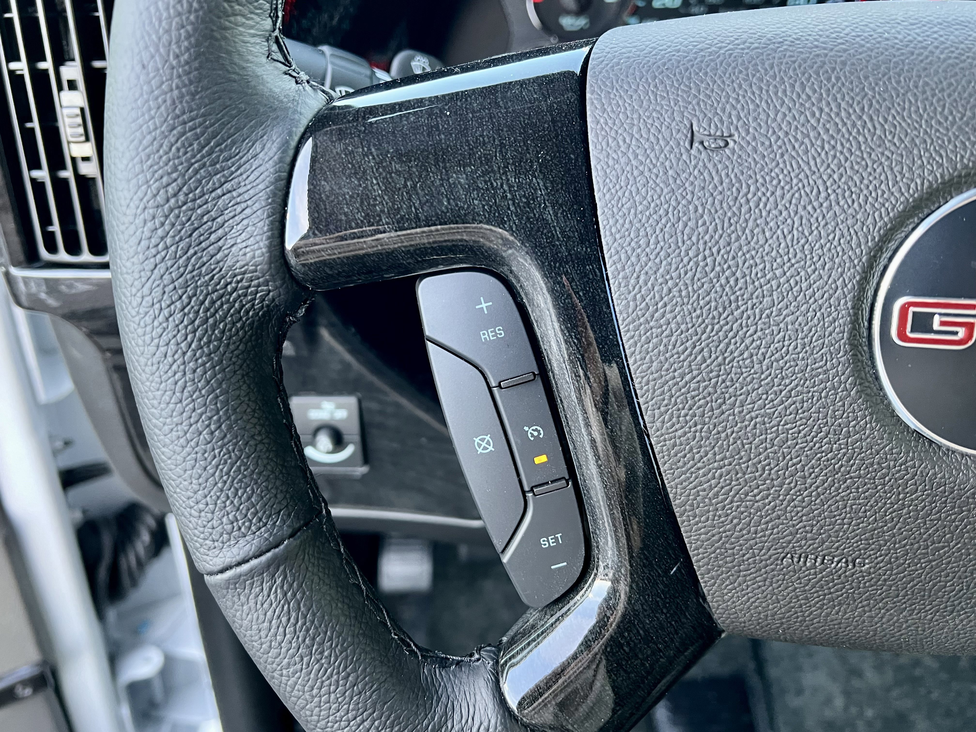 New 2025 GMC Savana 2500 Extended w/ Driver Convenience Package image 13