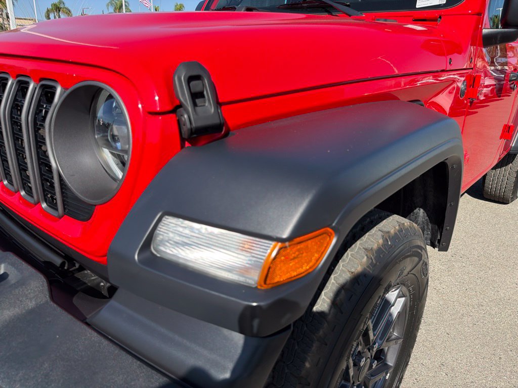Used 2024 Jeep Wrangler Unlimited Sport AWD/4WD image 11