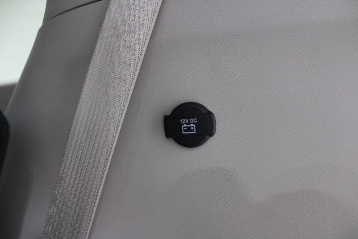 Used 2024 Chrysler Pacifica Touring-L image 15