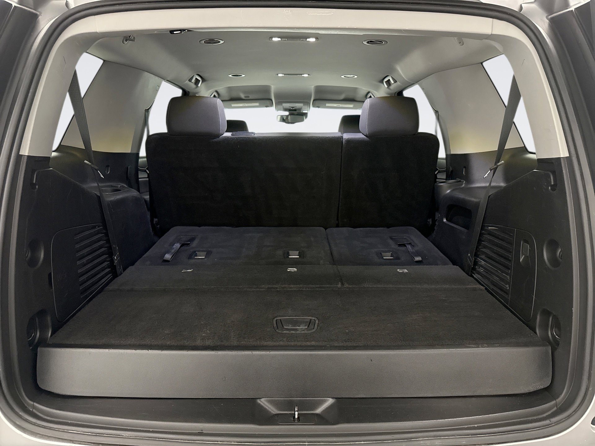 Used 2018 GMC Yukon SLE w/ SLE Value Package image 22