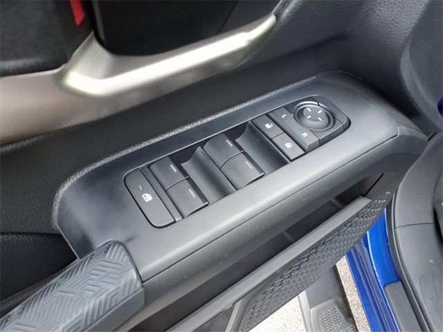 Used 2025 Toyota Tacoma SR5 image 28