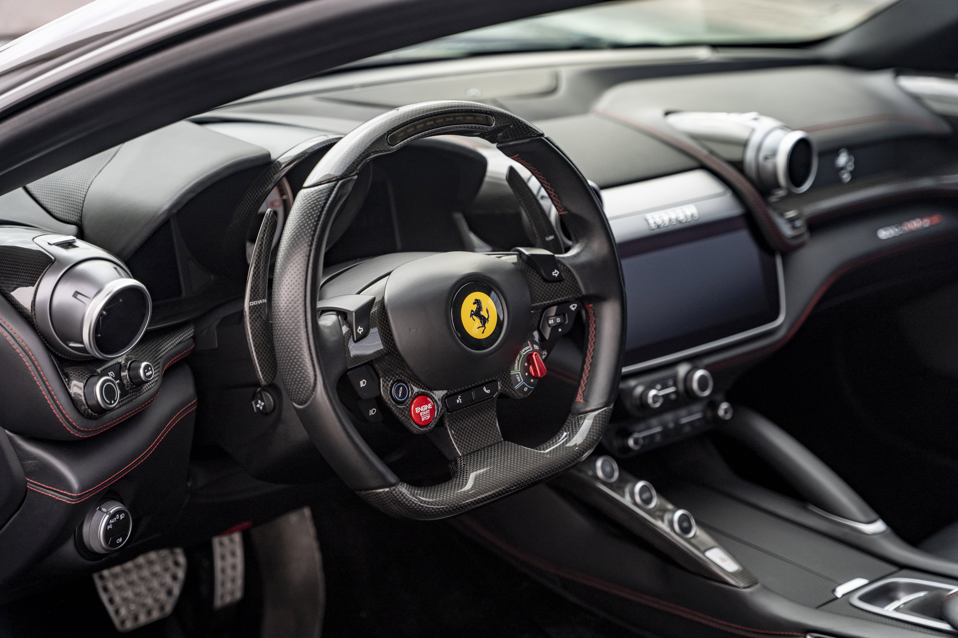 Certified 2018 Ferrari GTC4Lusso image 29