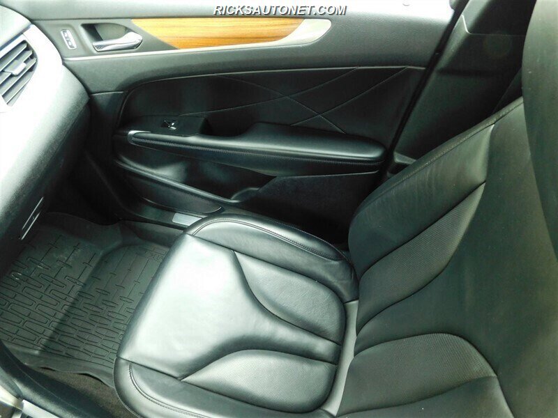 Used 2019 Lincoln MKC Select w/ Select Plus Package image 16