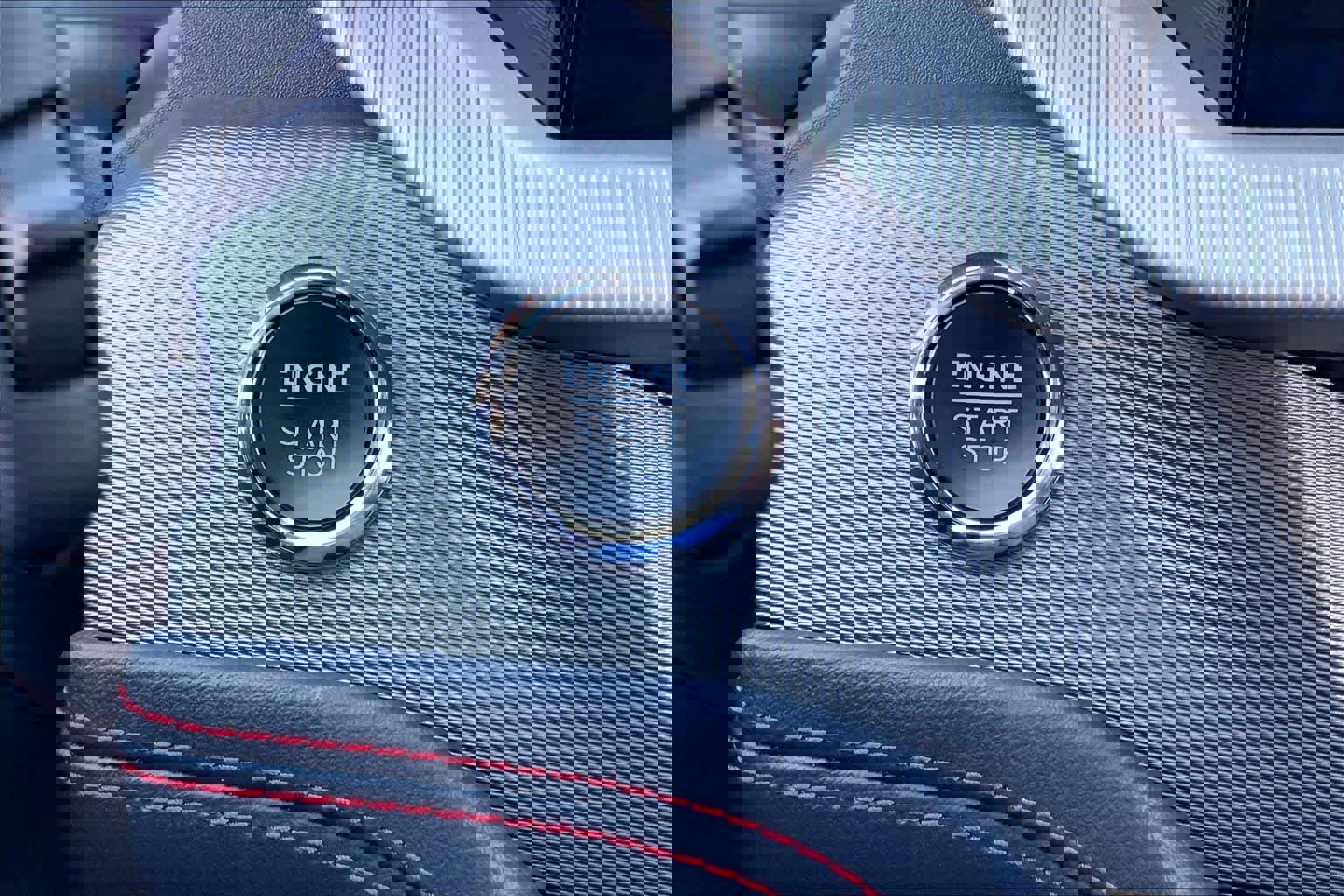 Used 2025 Ford Explorer ST-Line w/ ST-Line Street Pack image 32