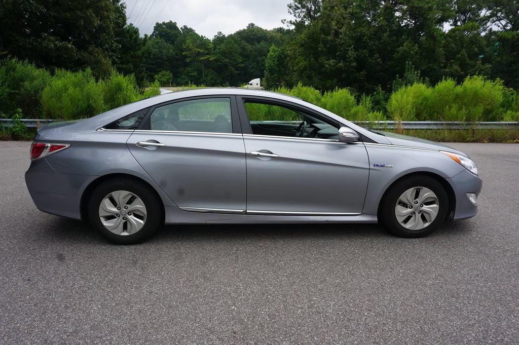 Used 2014 Hyundai Sonata Hybrid FWD image 20