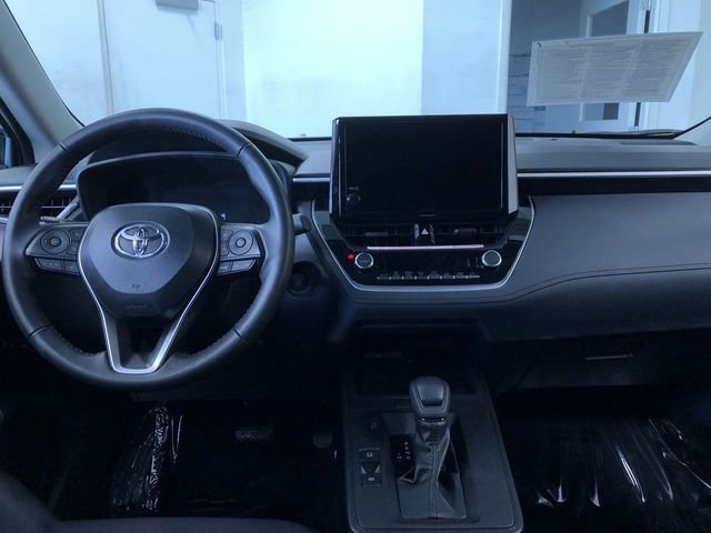 Certified 2026 Toyota Corolla Cross LE FWD image 17