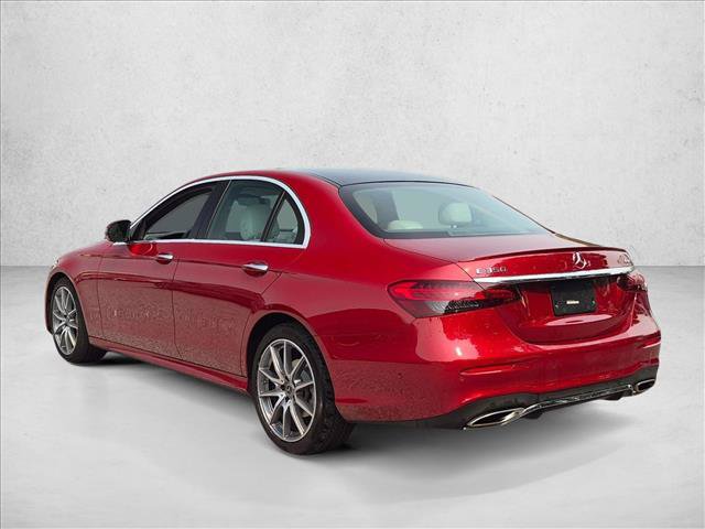 Used 2023 Mercedes-Benz E 350 4MATIC Sedan image 5