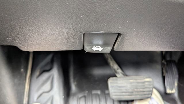 Used 2022 Chevrolet Silverado 2500 W/T w/ WT Fleet Convenience Package image 31