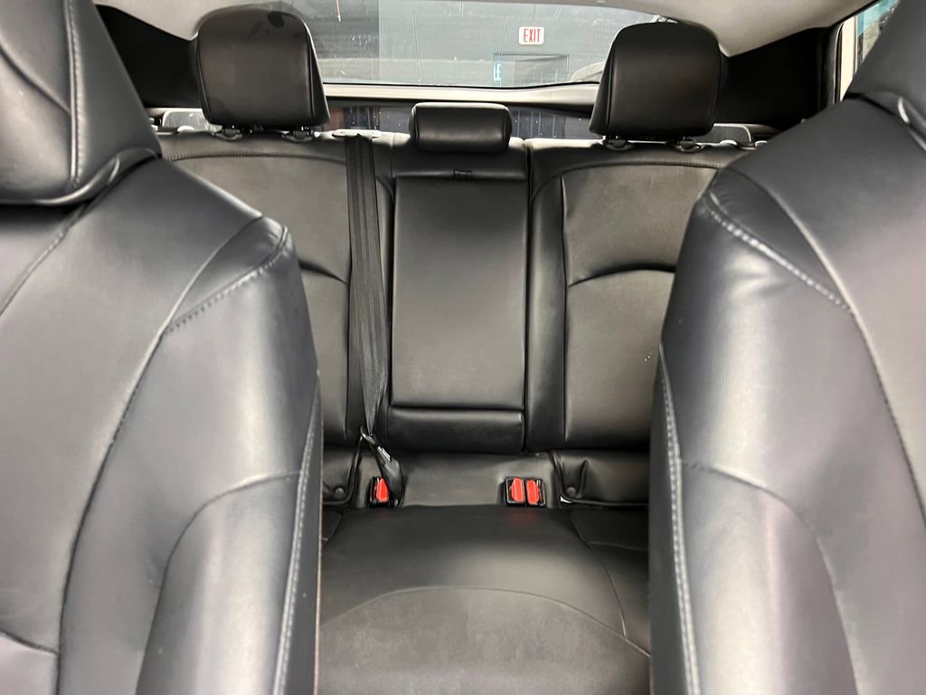 Used 2019 Toyota Prius XLE FWD image 20