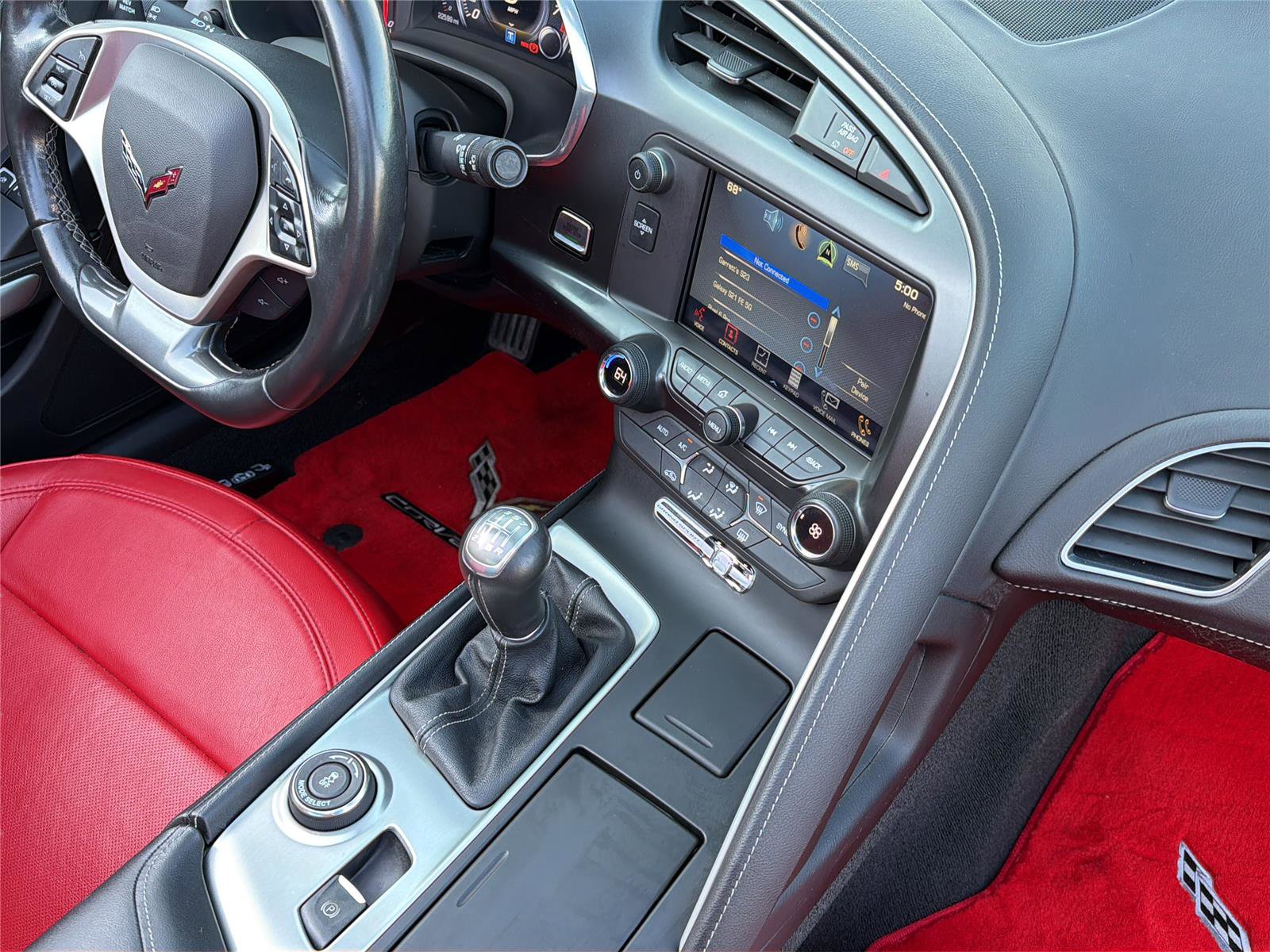 Used 2017 Chevrolet Corvette Grand Sport w/ Carbon Flash Badge Package image 24