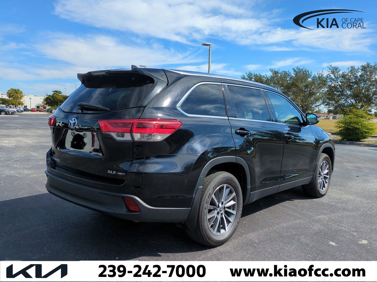 Used 2019 Toyota Highlander XLE image 5