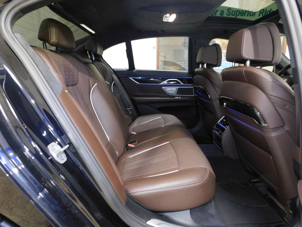 Used 2019 BMW 750i xDrive AWD/4WD image 66