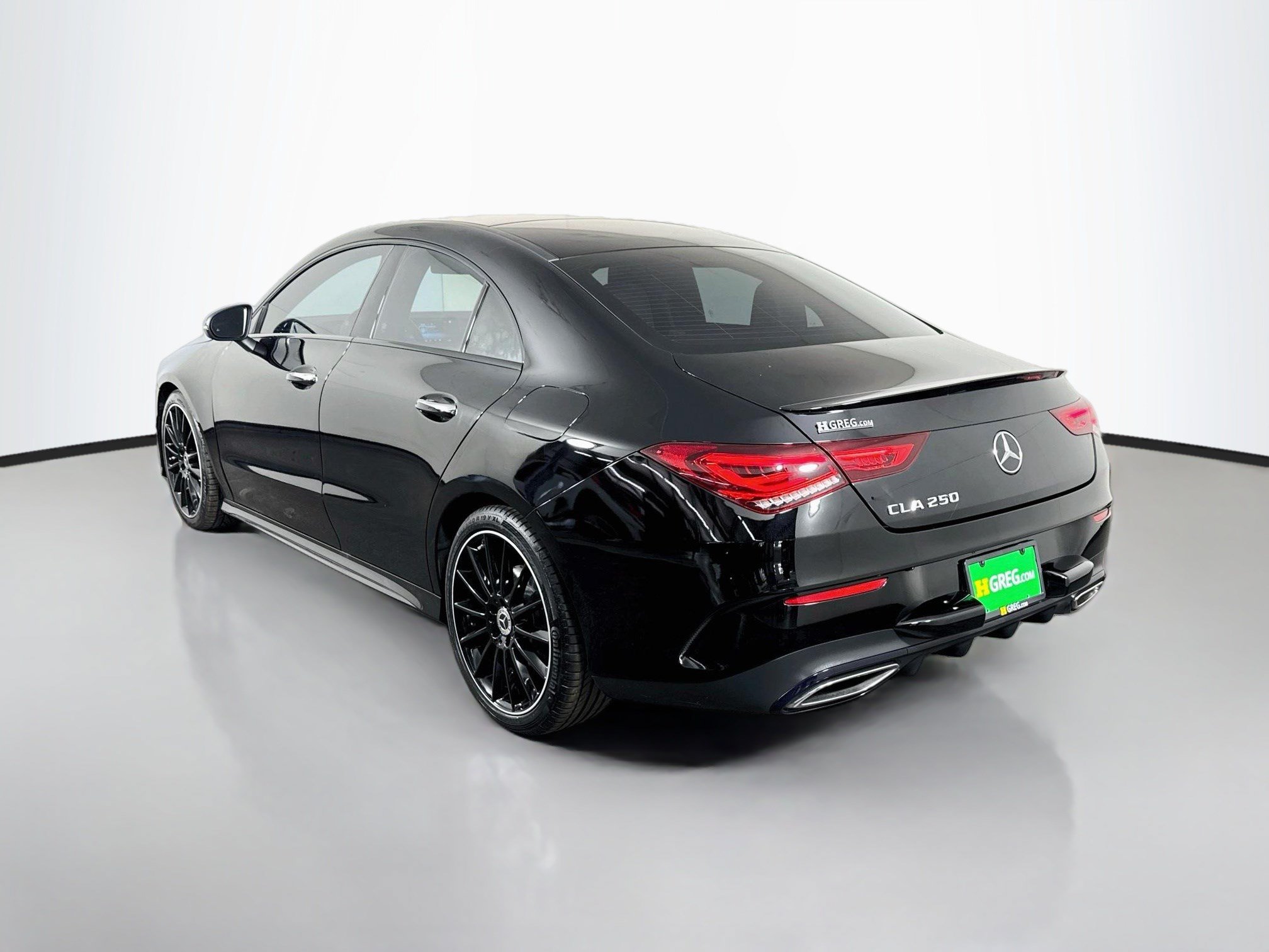 Used 2022 Mercedes-Benz CLA 250 image 7