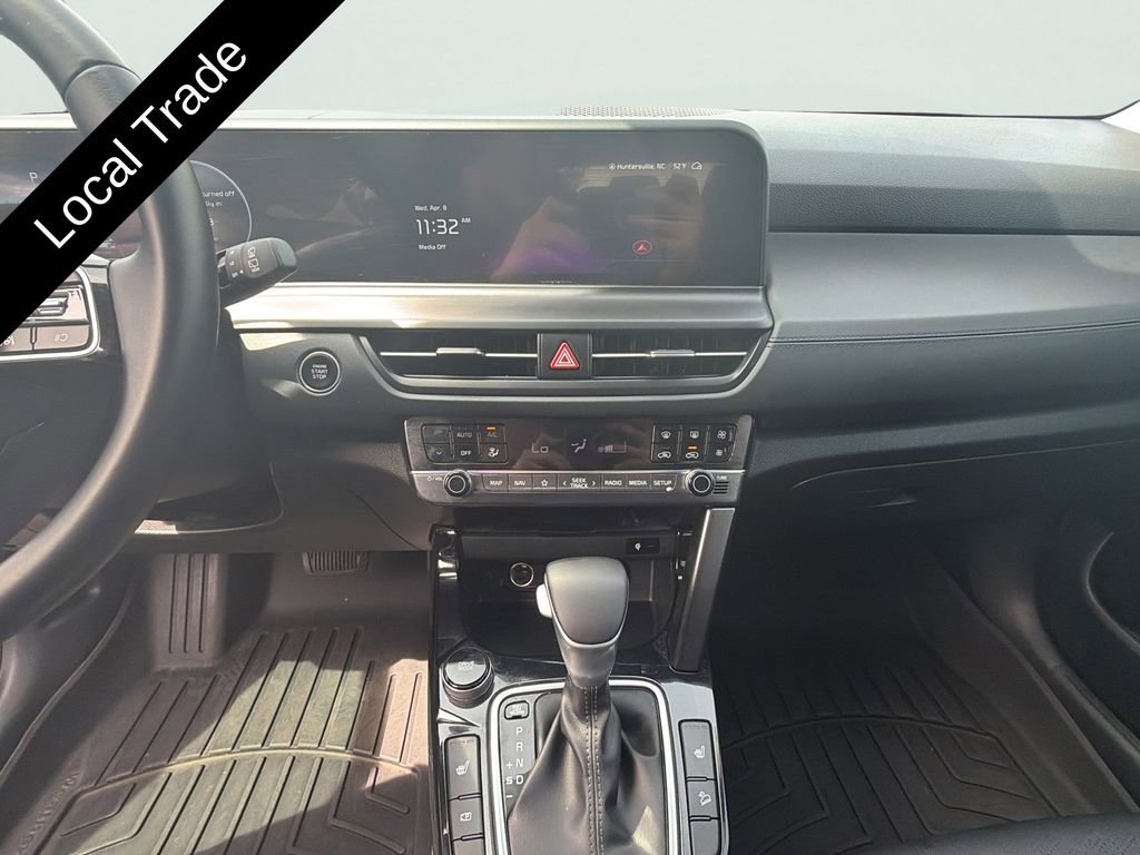 Used 2024 Kia Seltos EX image 23