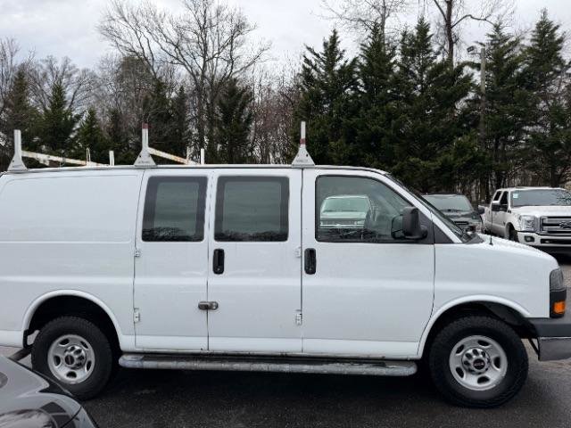 Used 2015 GMC Savana 2500 RWD image 6