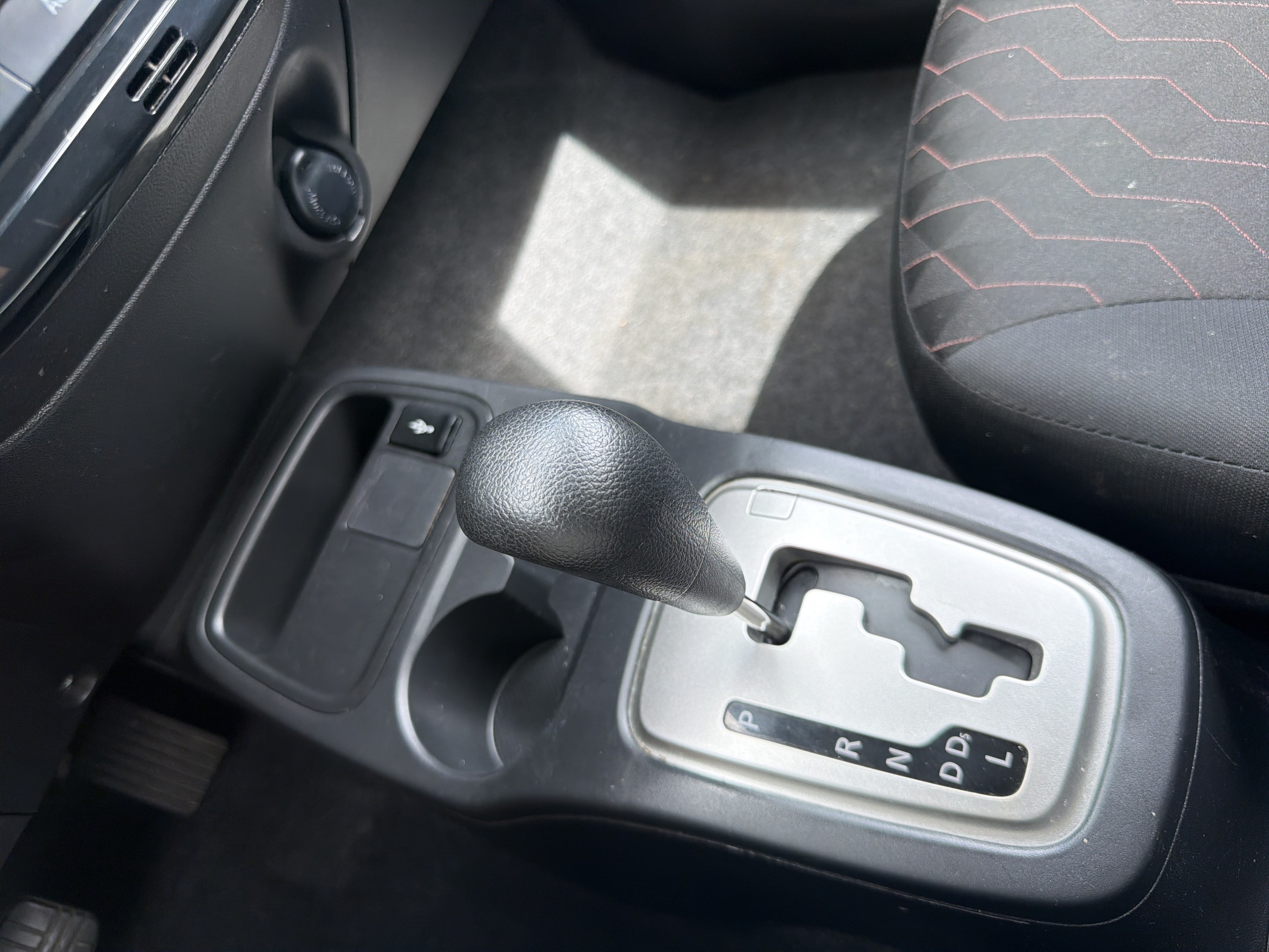 Used 2024 Mitsubishi Mirage ES FWD image 8