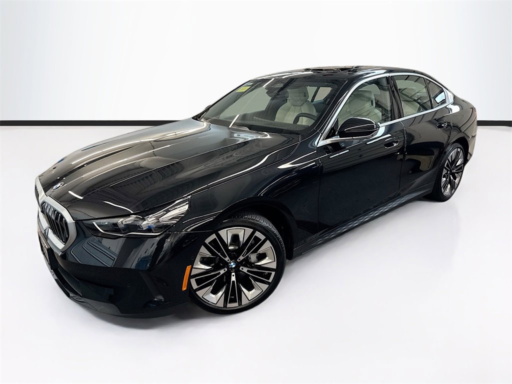 Used 2025 BMW 530i xDrive w/ Premium Package