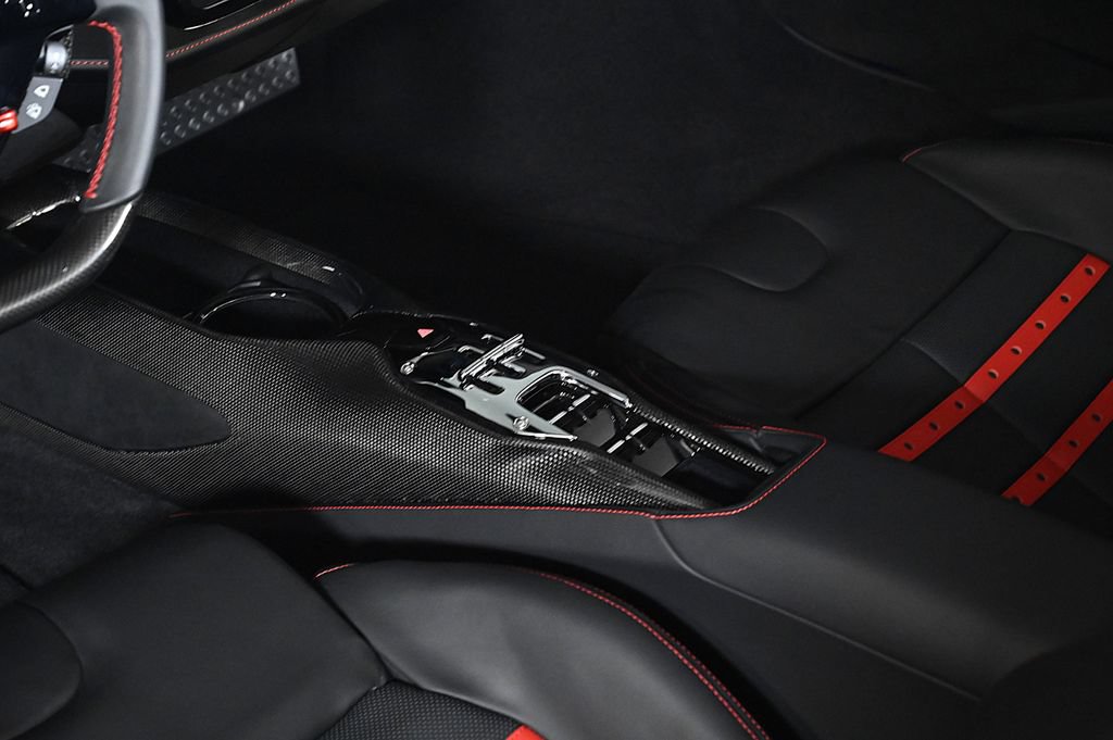 Used 2025 Ferrari SF90 Spider AWD/4WD image 17