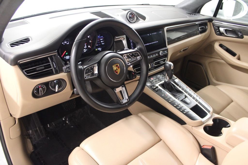 Certified 2020 Porsche Macan GTS AWD/4WD image 4