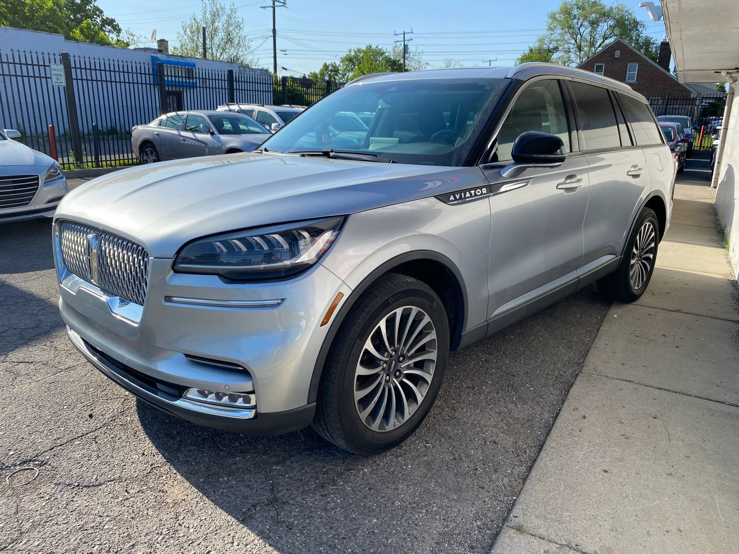 Used 2021 Lincoln Aviator Reserve w/ Elements Package Plus AWD/4WD image 6