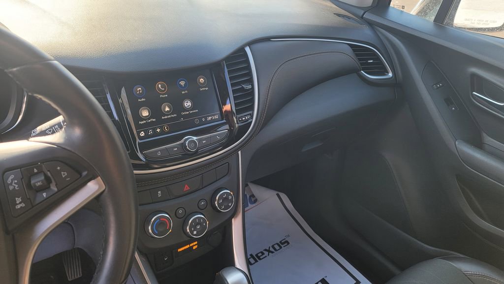 Used 2022 Chevrolet Trax LT w/ Driver Confidence Package image 21