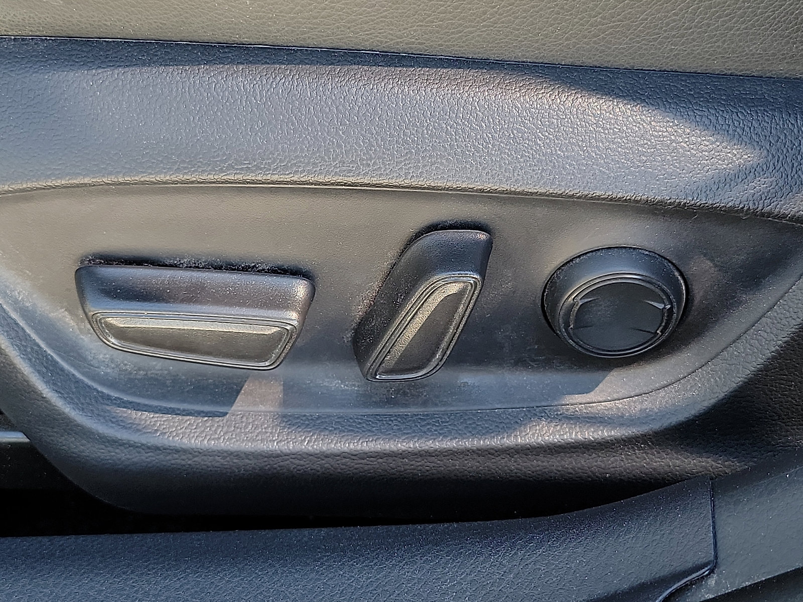 Used 2024 Toyota Camry SE w/ Audio Upgrade Package image 13