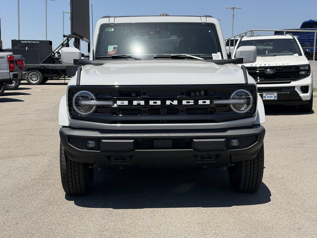 New 2026 Ford Bronco Outer Banks AWD/4WD image 2