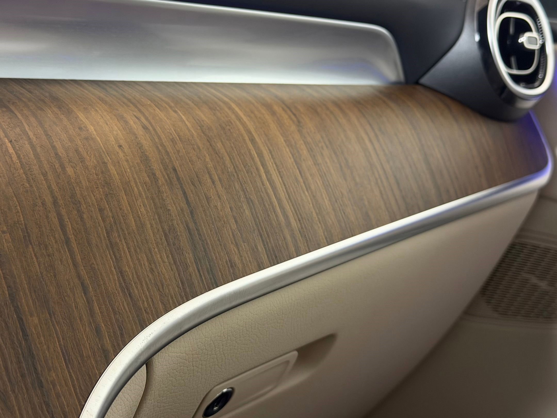 Used 2024 Mercedes-Benz GLC 300 image 22