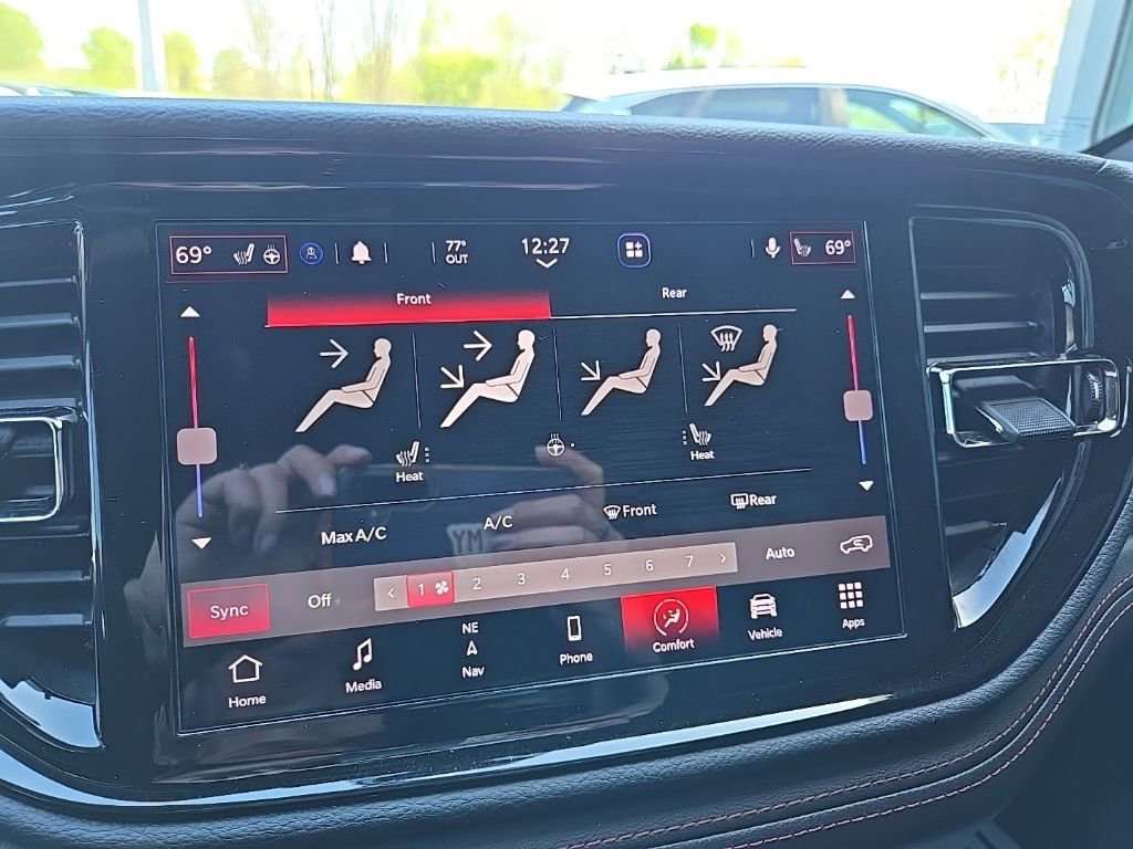 Used 2022 Dodge Durango R/T w/ Blacktop Package AWD/4WD image 55