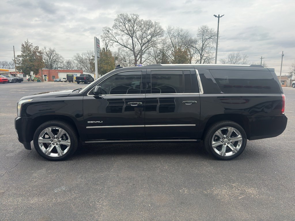 Used 2019 GMC Yukon XL Denali w/ Denali Ultimate Package image 6