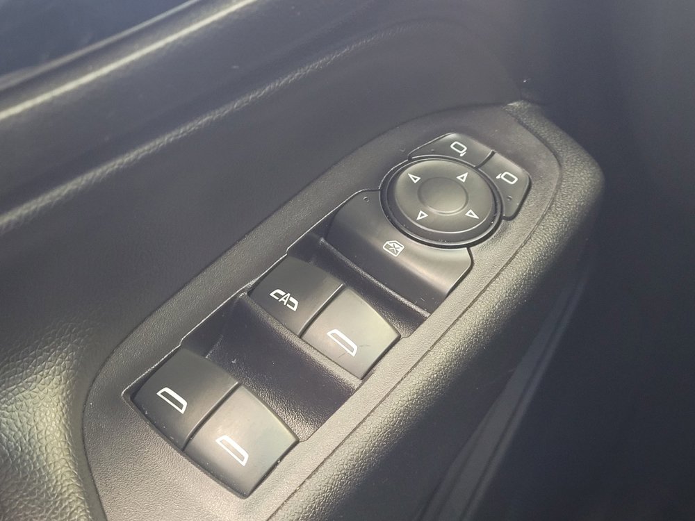 Used 2019 Chevrolet Equinox Premier w/ Premier Redline Edition image 27