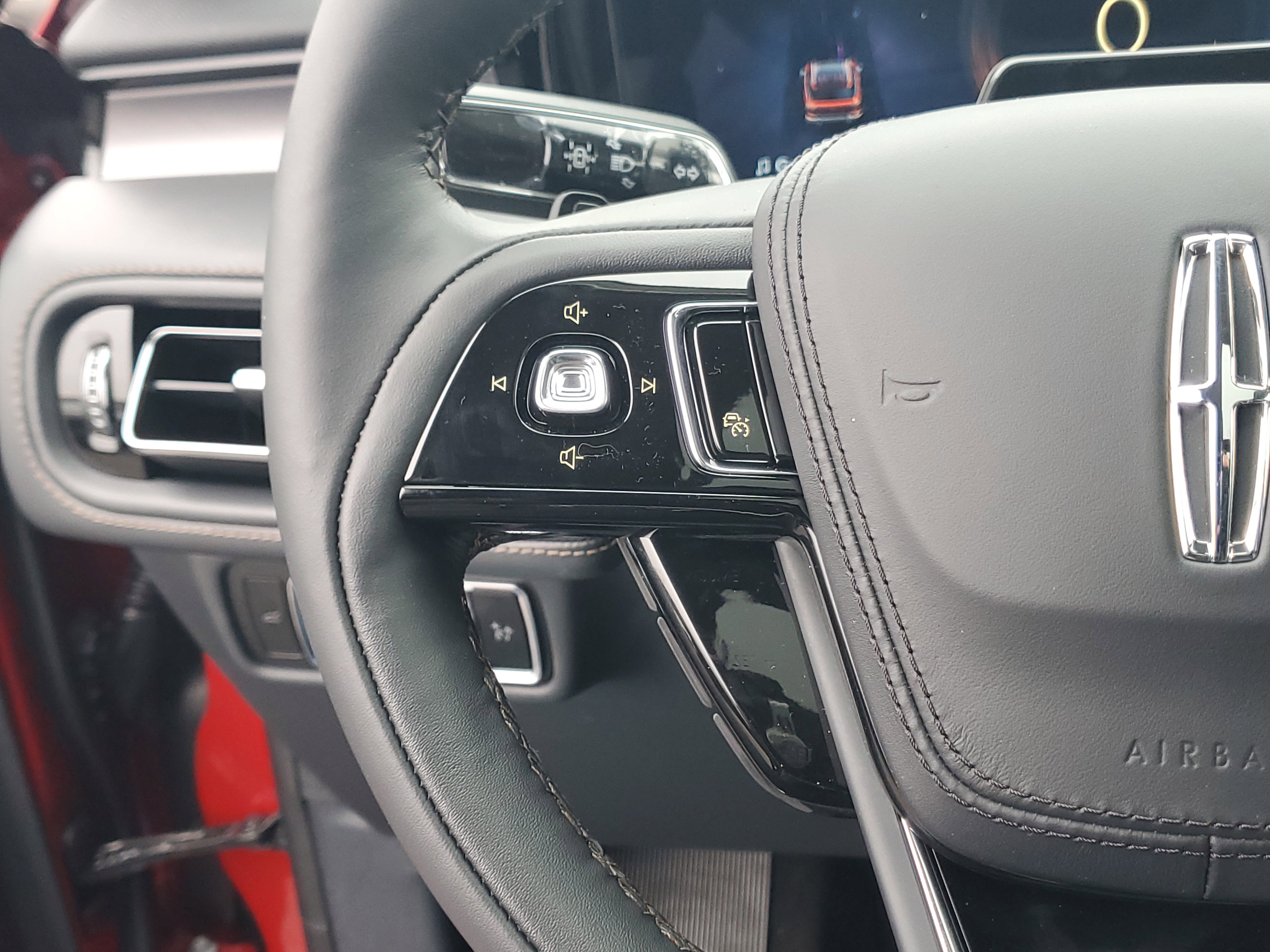 New 2026 Lincoln Aviator AWD image 16