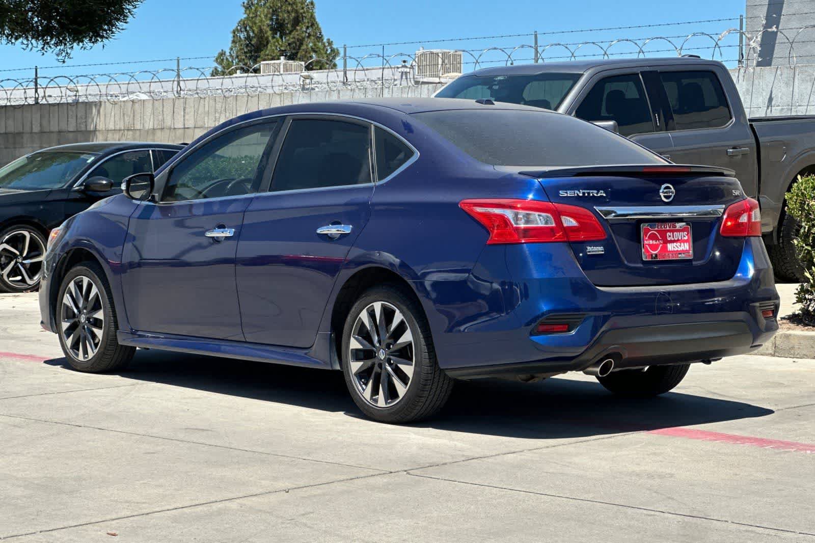 Used 2016 Nissan Sentra SR FWD image 7