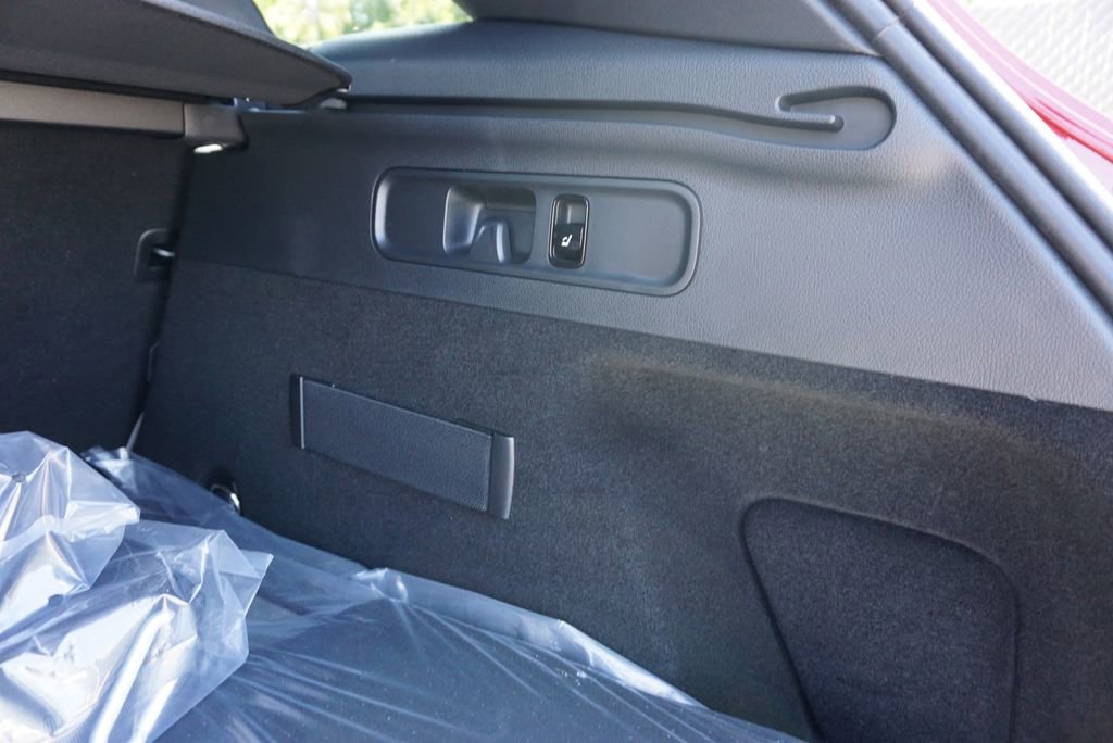 New 2026 Mercedes-Benz GLC 350e 4MATIC image 71