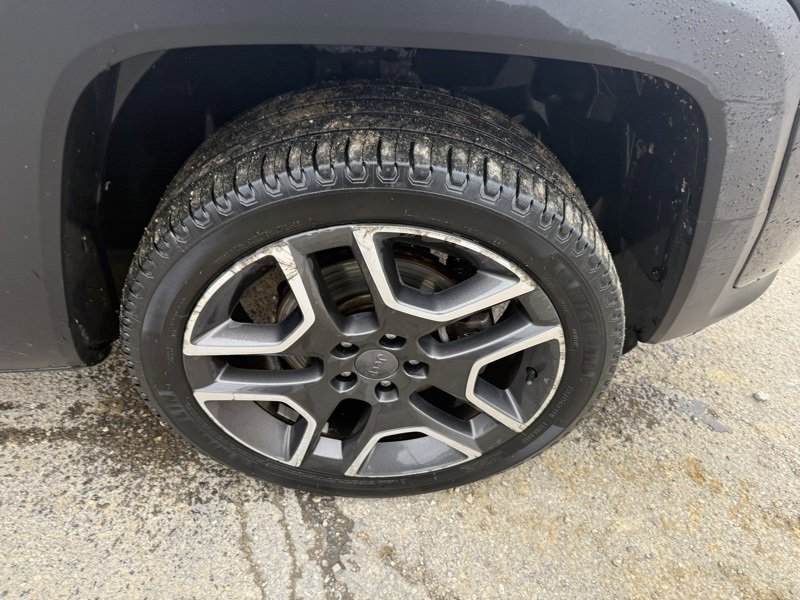 Used 2021 Jeep Renegade Sport image 14