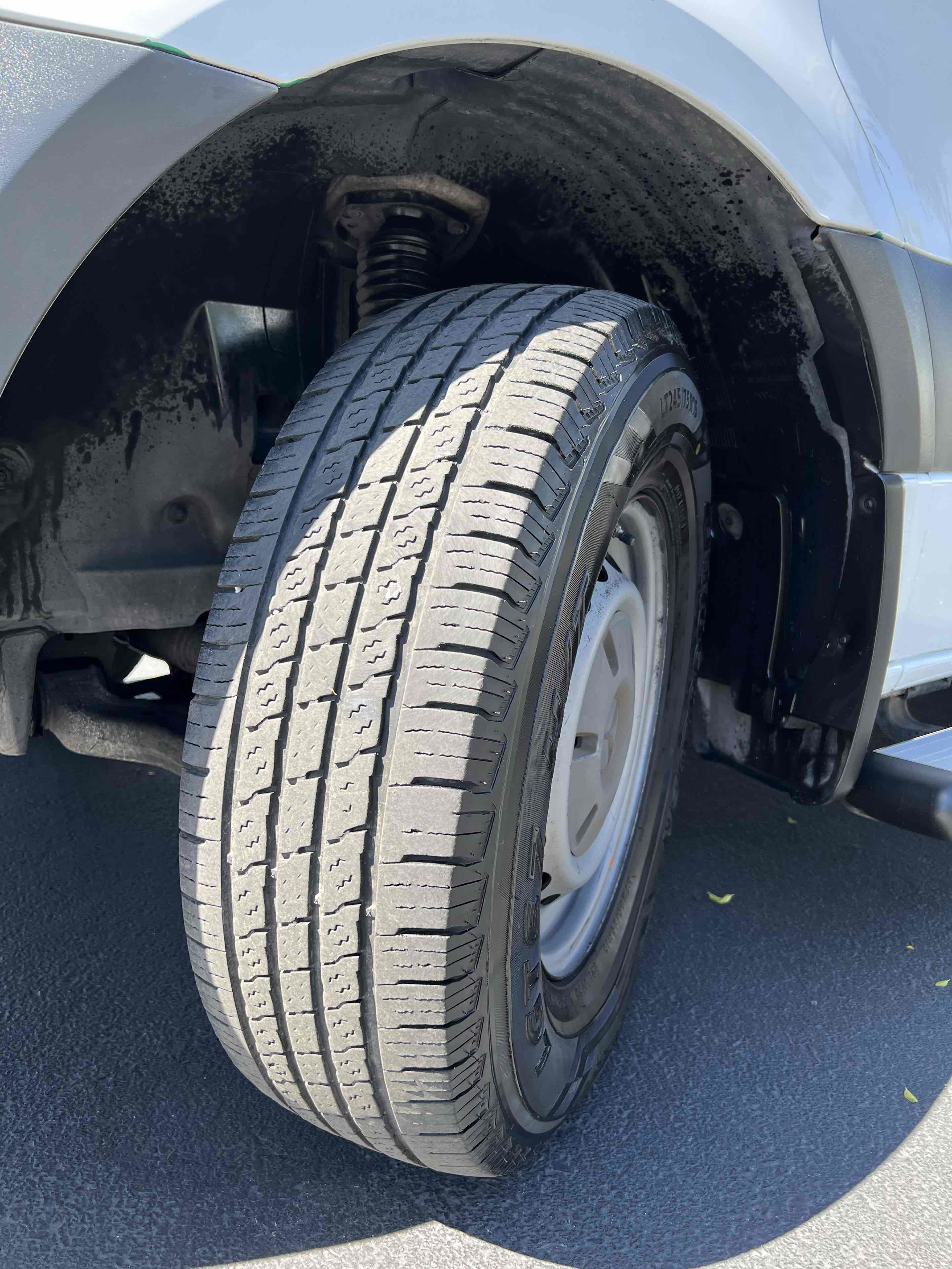 Used 2019 Mercedes-Benz Sprinter 2500 w/ Driver Convenience Package image 15