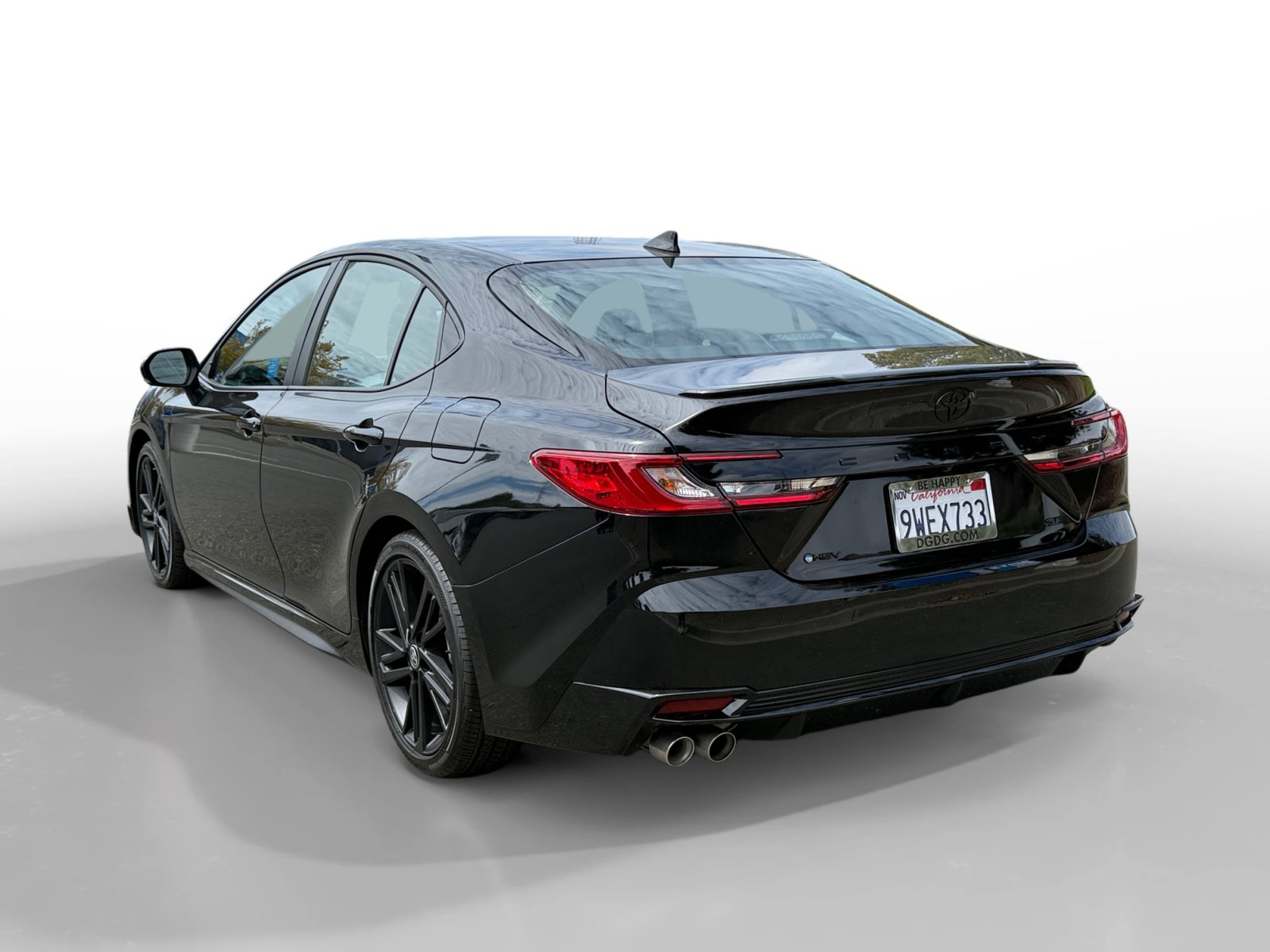 Used 2026 Toyota Camry Hybrid FWD image 3