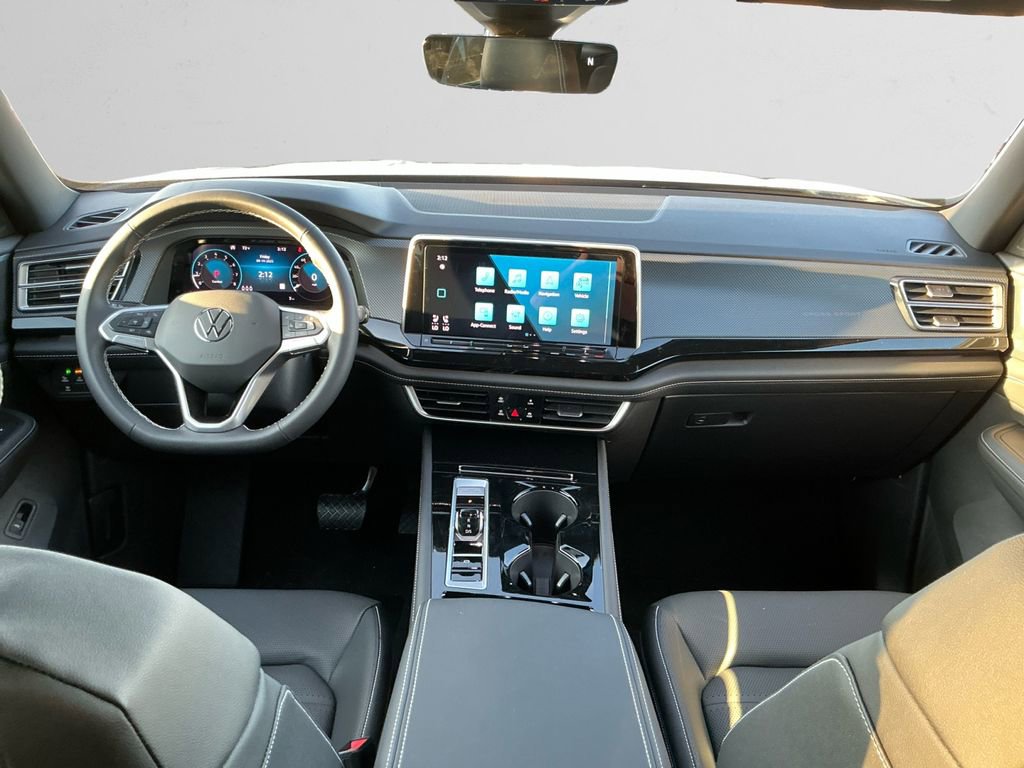 New 2025 Volkswagen Atlas Cross Sport SEL image 10