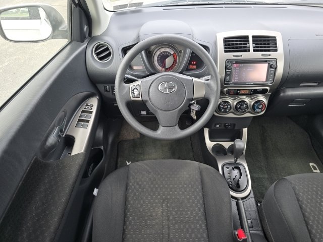 Used 2014 Scion xD FWD image 11